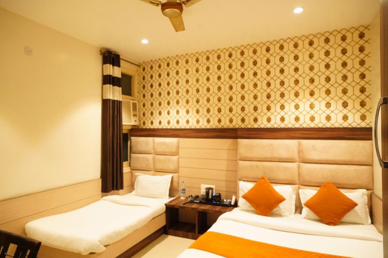 Hotel Malhotra Inn 50 Meter From Golden Temple Amritsar Dış mekan fotoğraf
